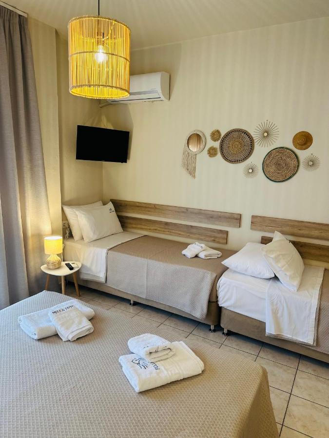 Pella Hotel - New เนโอสมาร์มาราส ภายนอก รูปภาพ
