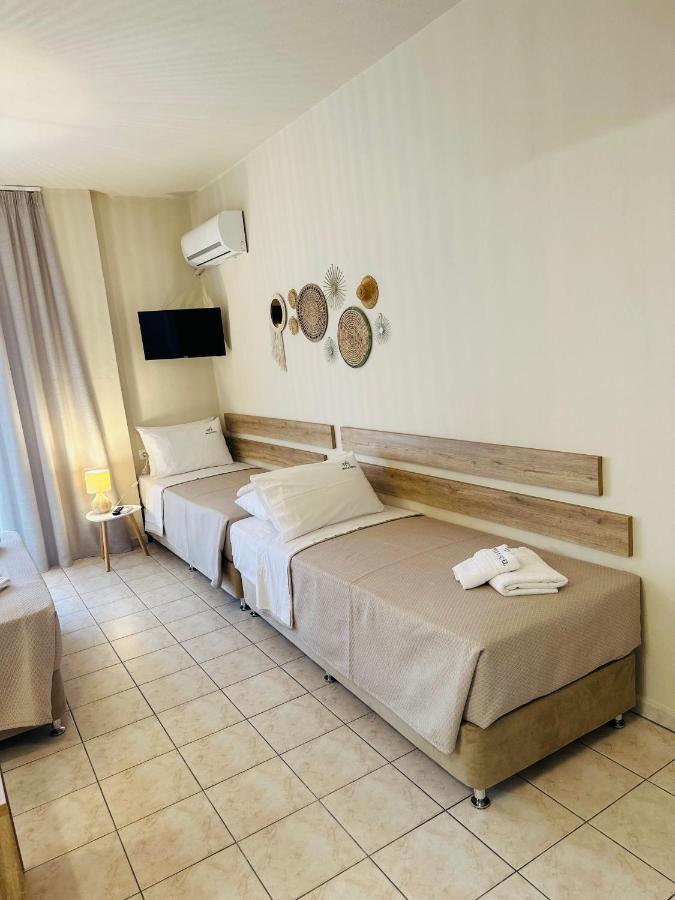 Pella Hotel - New เนโอสมาร์มาราส ภายนอก รูปภาพ