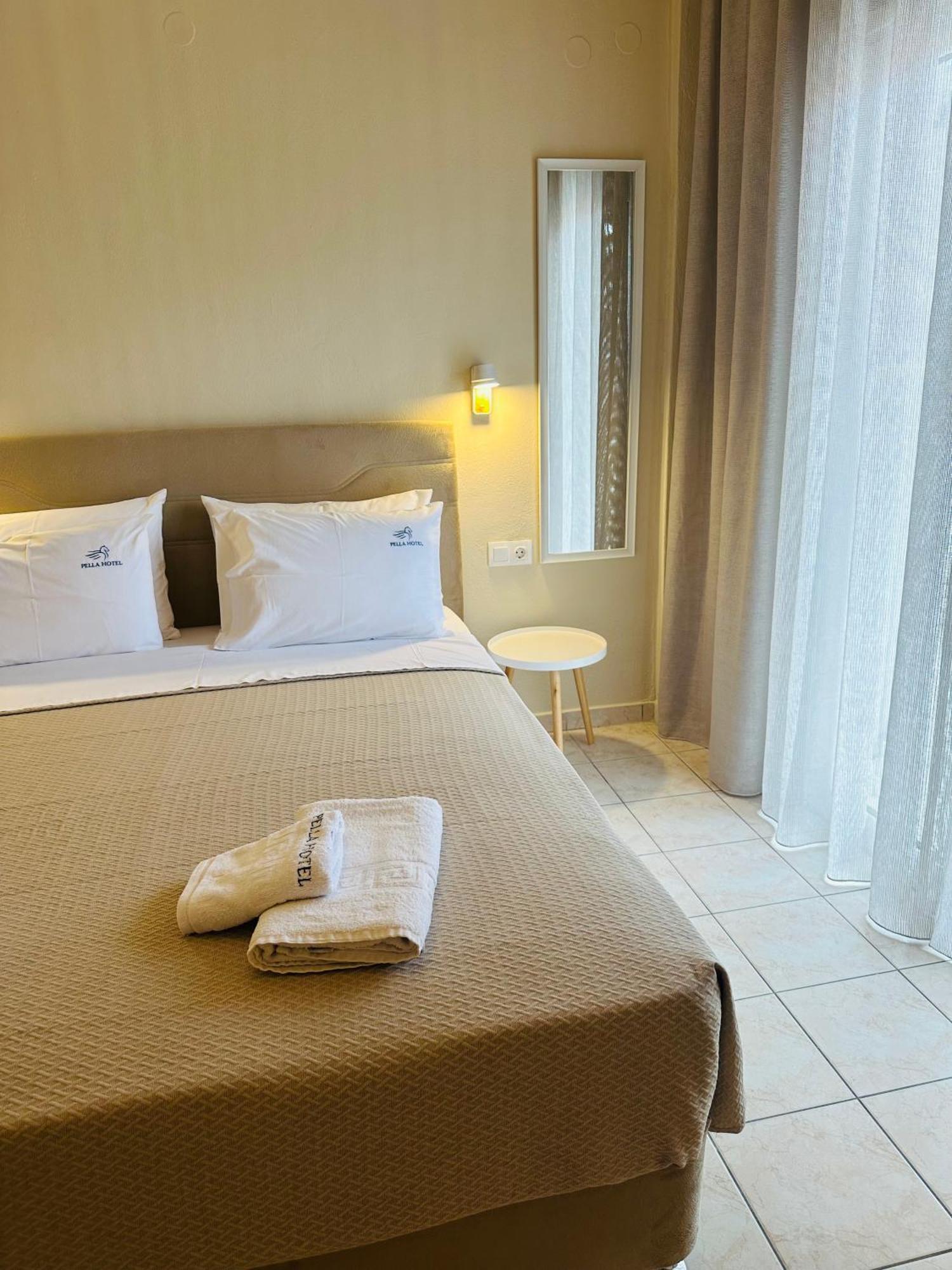 Pella Hotel - New เนโอสมาร์มาราส ภายนอก รูปภาพ